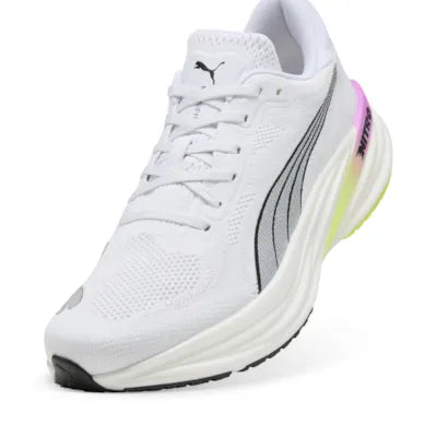 Puma Magnify NITRO 2, Laufschuhe, Herren, Puma White/Pure Magenta/Yellow Alert
