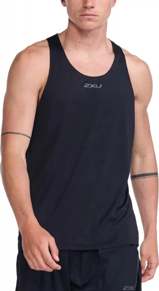 2XU Light Speed Tech Singlet, Herren, Black/Black Reflective, Logo Front mittig