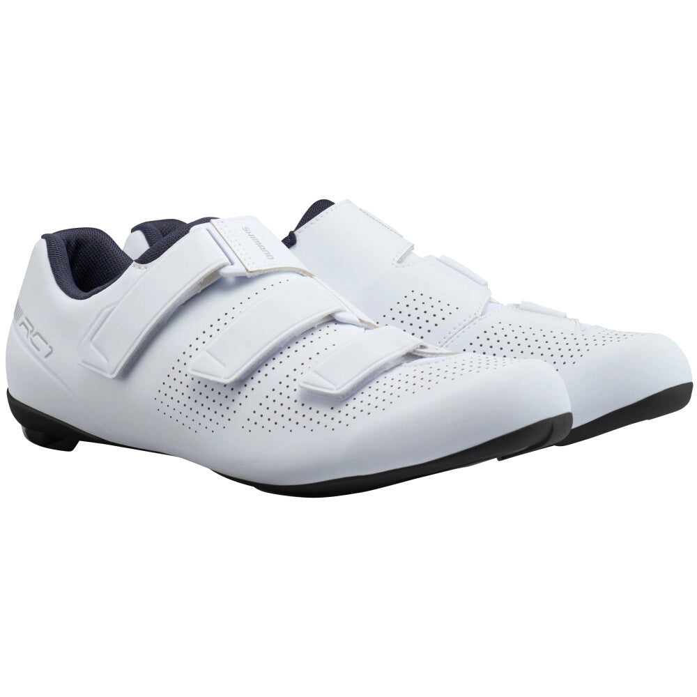 Schrägansicht beide Schuhe