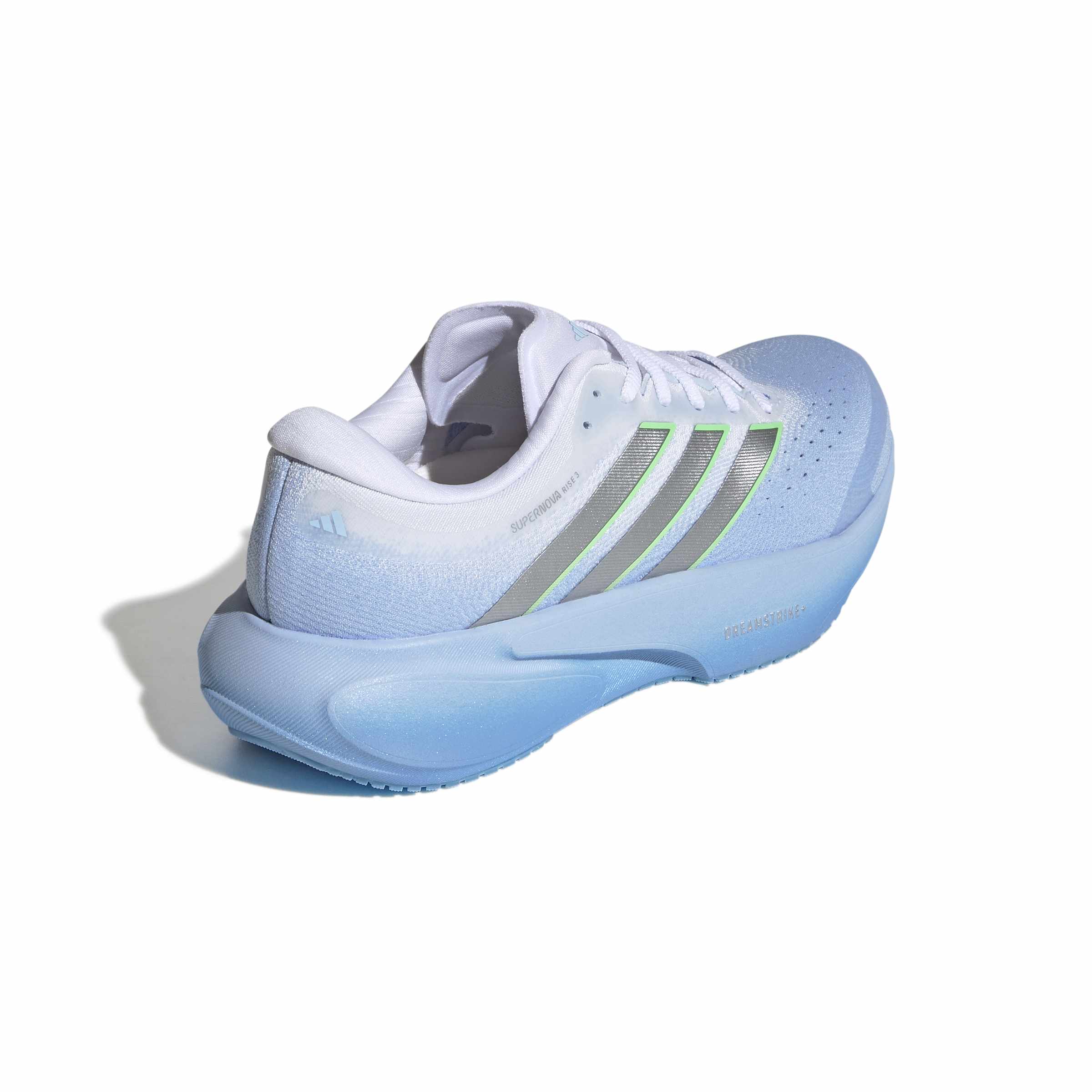 Schrägansicht rechter Schuh von hinten Außenseite