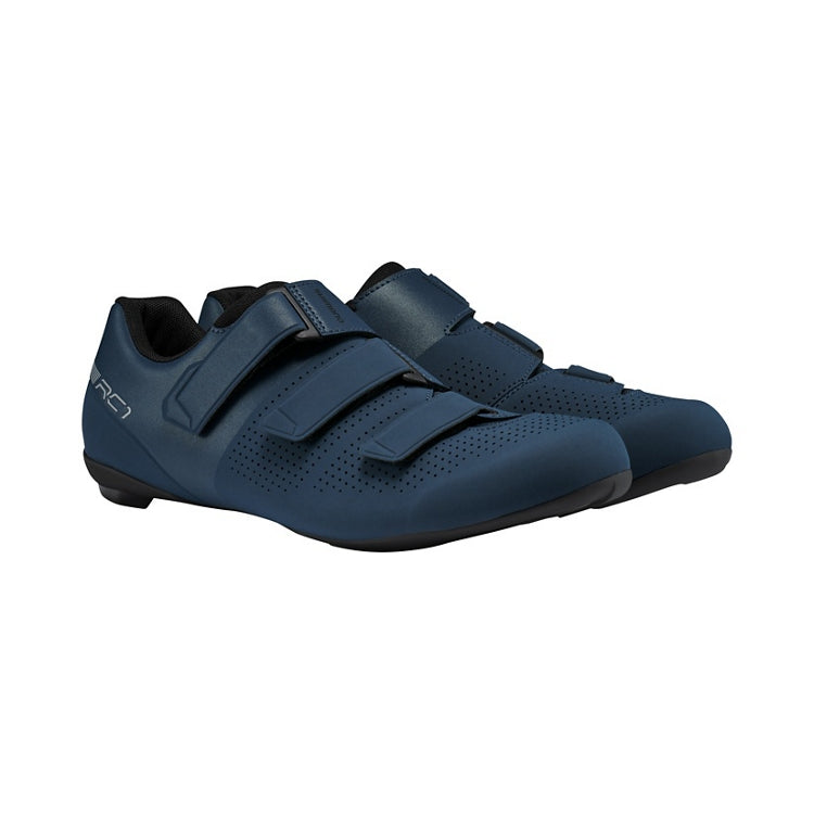 Schrägansicht beide Schuhe