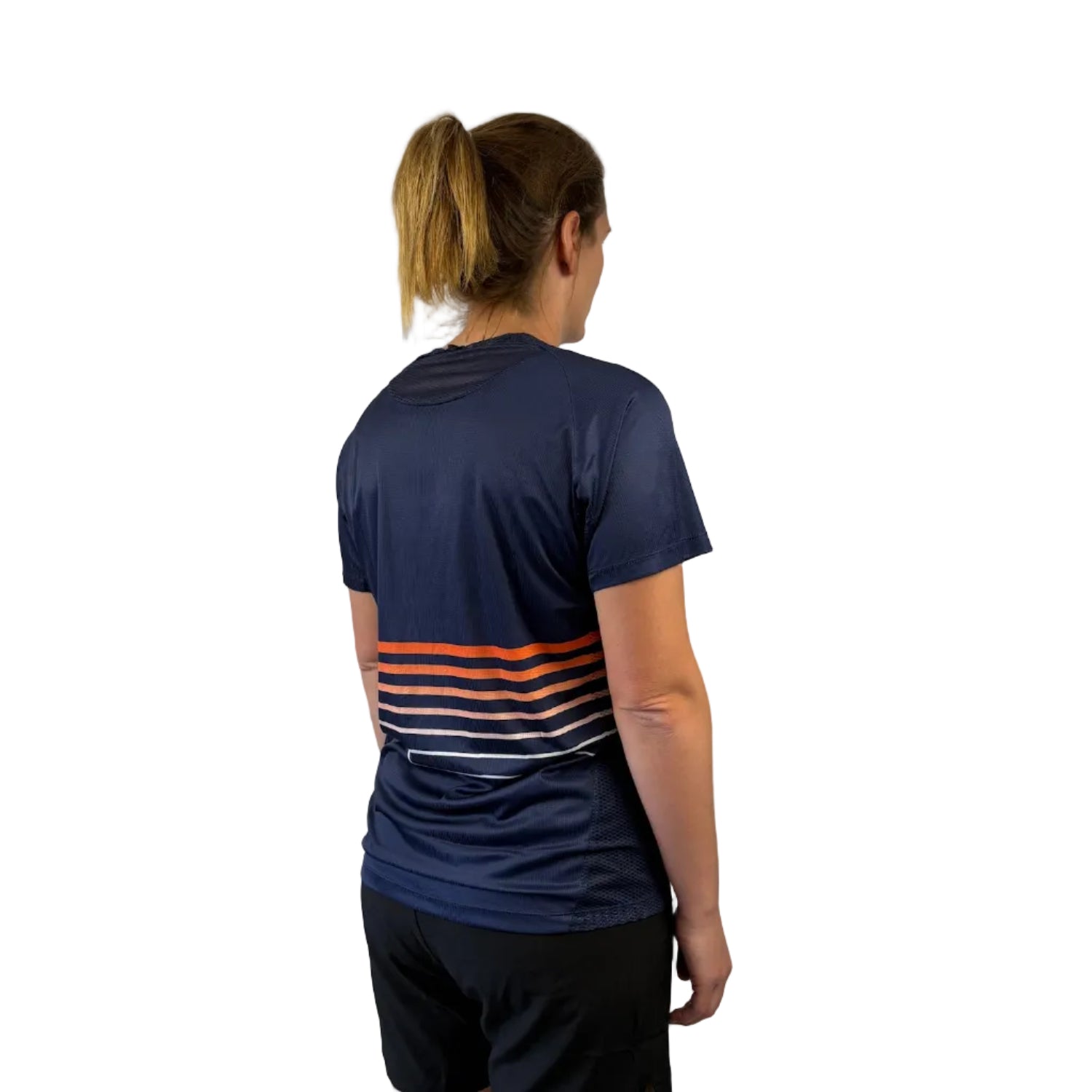 Trinovate Elite Kurzarm-Laufshirt, marine-glow, von rechts am weiblichen Modell
