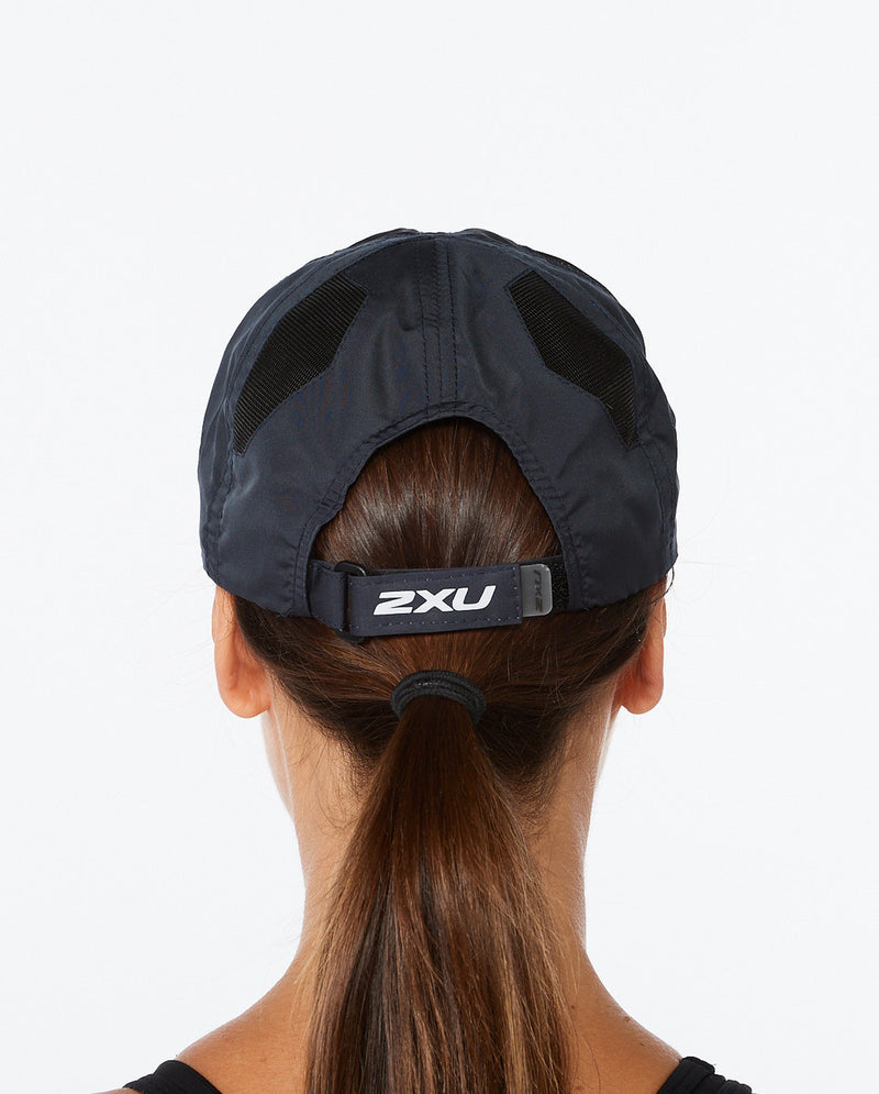 2XU Run Cap, Unisex, schwarz