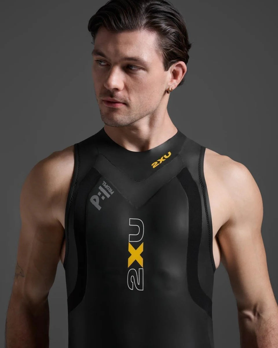 2XU P:1 Propel Sleeveless, Neoprenanzug, Herren, black/ambition