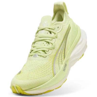 Schrägansicht linker Schuh von vorne Außenseite