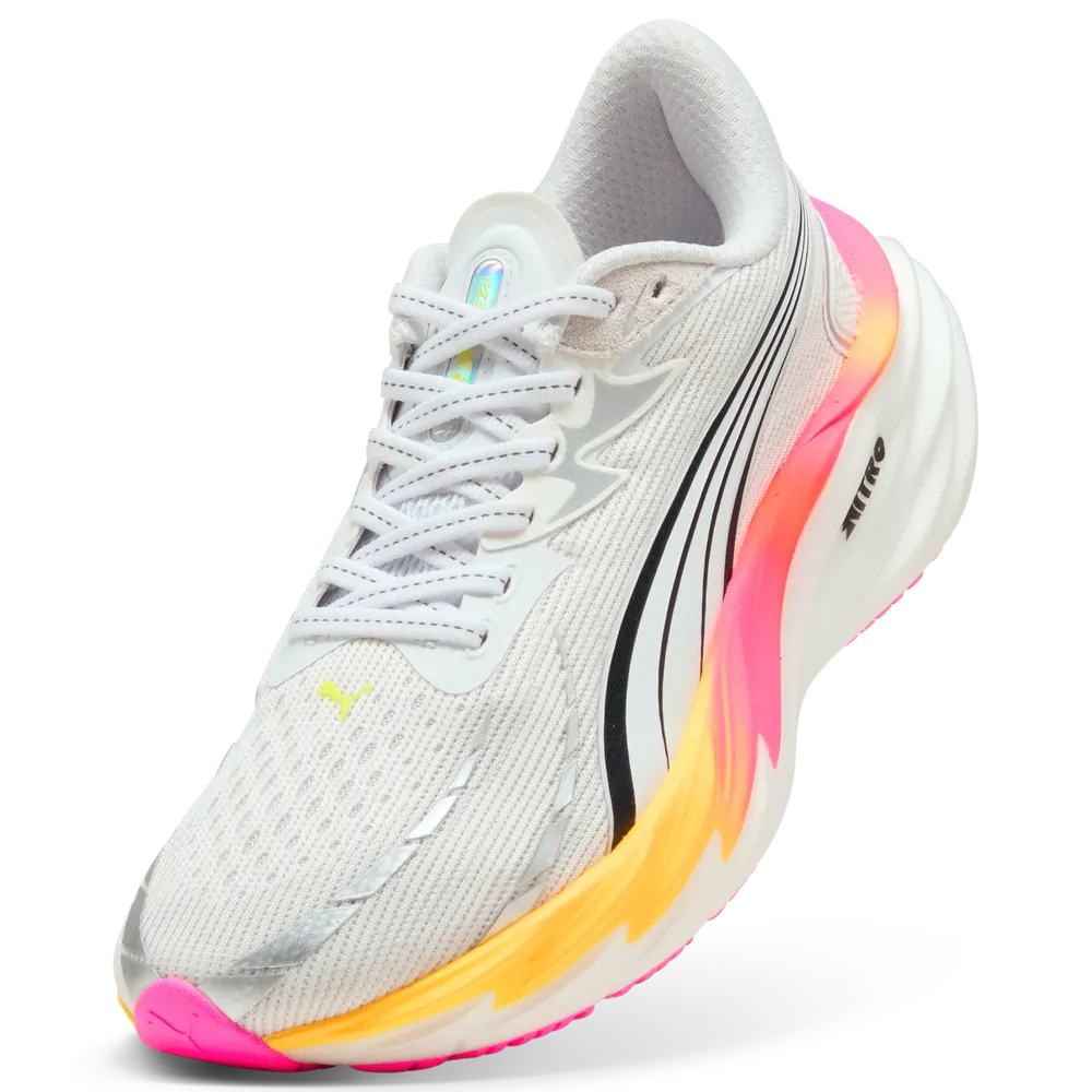 Schrägansicht linker Schuh